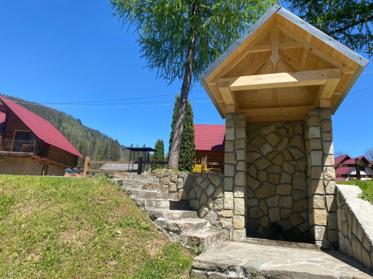 Садиба "Джерело" Guest House Yaremche Exterior photo